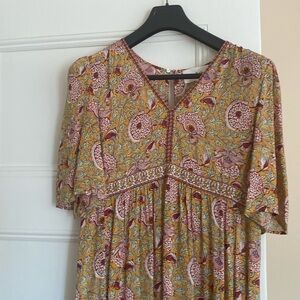 Beautiful maxi dress from the  French Brand BASH. Perfect for Weddings ..